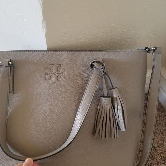 Tory Burch Theta Large Tote - Picture 3 of 9